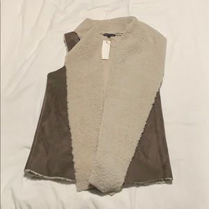 NWT - faux fur vest